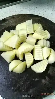 Make Coke chicken and potatoes step 0