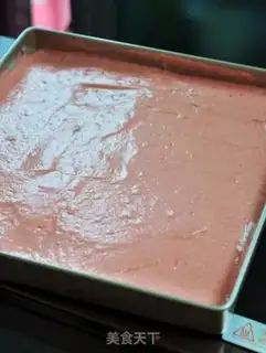 Make Strawberry roll step 5