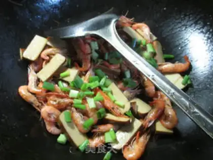 Make Egg-dry shrimp step 9