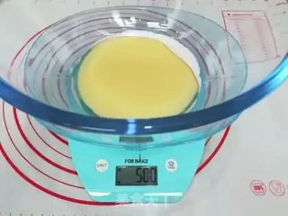 Make Cake roll step 0