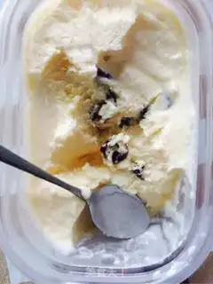 Make Hagendas ice cream step 13