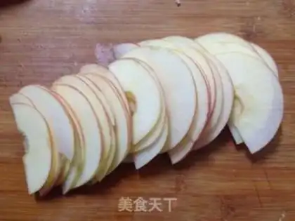Make Apple roses step 0