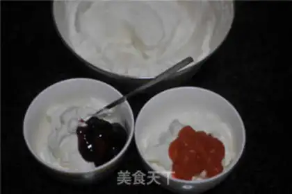 Make Two-coloured jam mousse of clubs step 5