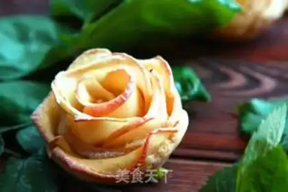 Make Apple roses step 13