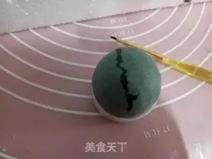 Make Watermelon cake ball step 13