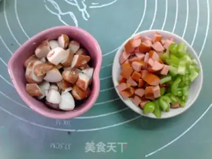 Make Sausage, pineapple, pineapple step 1