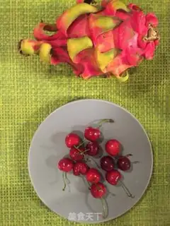 Make Pyramid cherry soda step 0