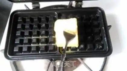 Make Ice cream waffles step 7