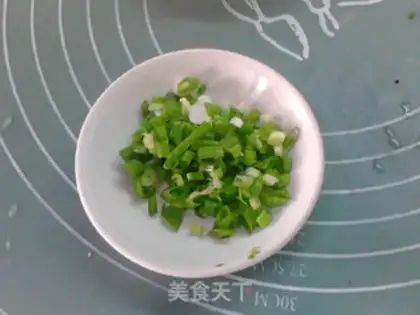 Make Lily fried eggs step 2