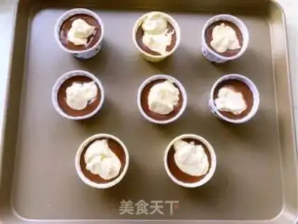 Make Snowcap chocolate cake step 5