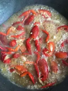 Make Garlic lobster step 3