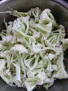 Make Scrambled eggs step 0