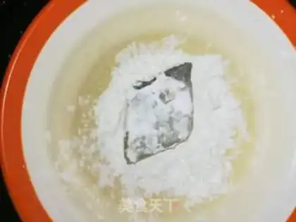 Make Pepper salted fish step 1