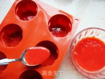 Make Three-colour fruit popsicles step 6