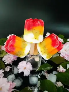 Make Three-colour fruit popsicles step 10