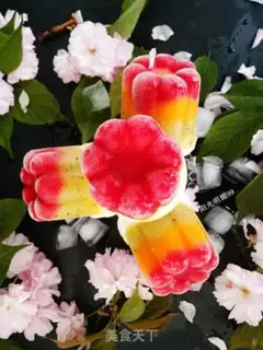 Make Three-colour fruit popsicles step 11