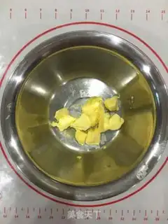 Make Strawberries step 0