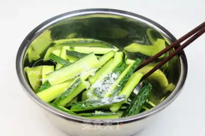 Make cucumber step 2