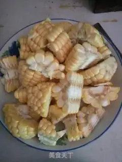 Make Carp tofu corn soup step 0