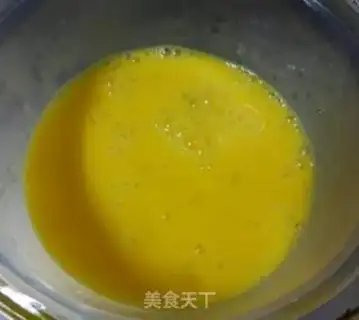 Make Soybeans egg and ham particles step 3