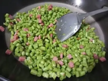 Make Soybeans egg and ham particles step 6