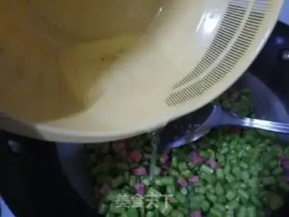 Make Soybeans egg and ham particles step 8
