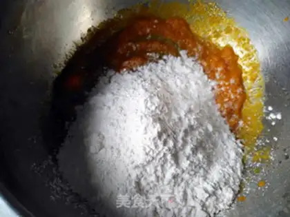 Make Pumpkin ball step 1