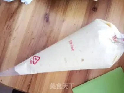 Make Net red bean milk box step 17
