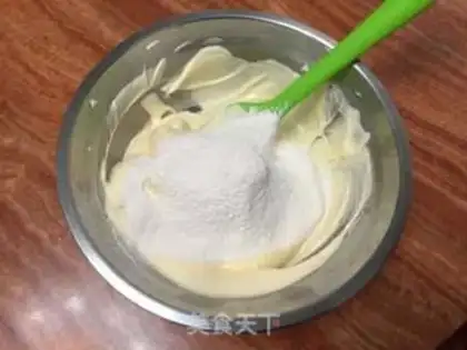 Make Cake with tea and cream step 6