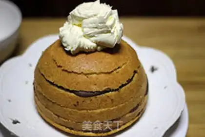 Make Little red hat cake step 4