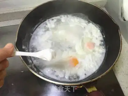Make Cinnamon boils eggs step 4