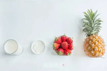 Make Strawberry pineapple shake step 0