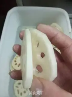 Make Fish fragrance box step 0