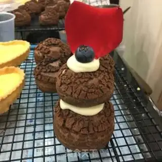 Make Chocolate soufflé puffata step 15