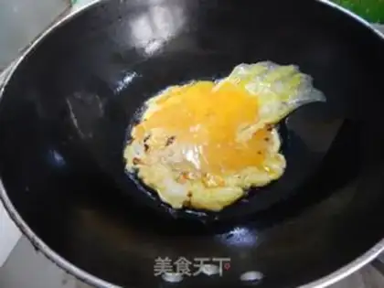 Make Scrambled eggs step 3