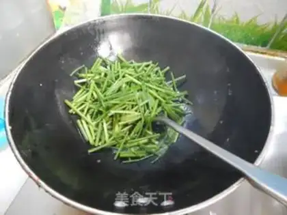 Make Scrambled eggs step 5