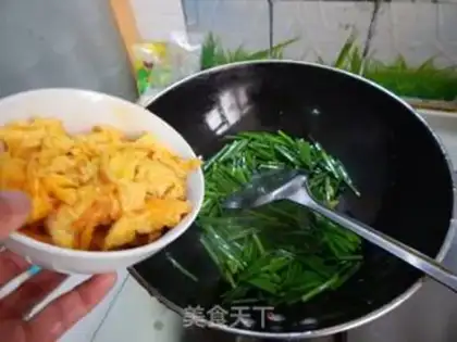 Make Scrambled eggs step 7