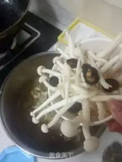 Make Seafood mushroom chicken soup step 7