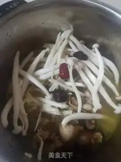Make Seafood mushroom chicken soup step 8