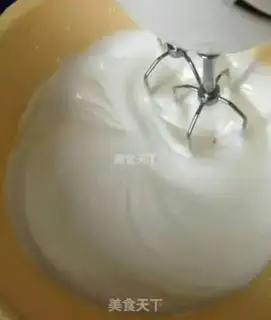 Make Red velvet cake rolls step 4