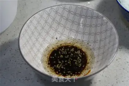 Make Sesame pretzels step 1