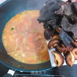 Make Mushrooms, roosters step 6