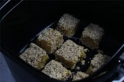Make Sesame pretzels step 5