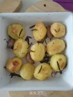 Make Rosemary garlic baked potatoes step 4