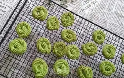 Make Tea almond cookies step 11