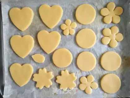 Make Frozen crackers step 7