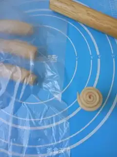 Make Swallow chestnuts step 3