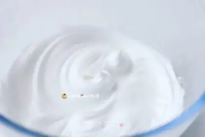 Make Sour yogurt, knitty cake step 4
