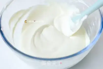 Make Sour yogurt, knitty cake step 5