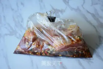 Make Garlic cheese ribs with potatoes step 3